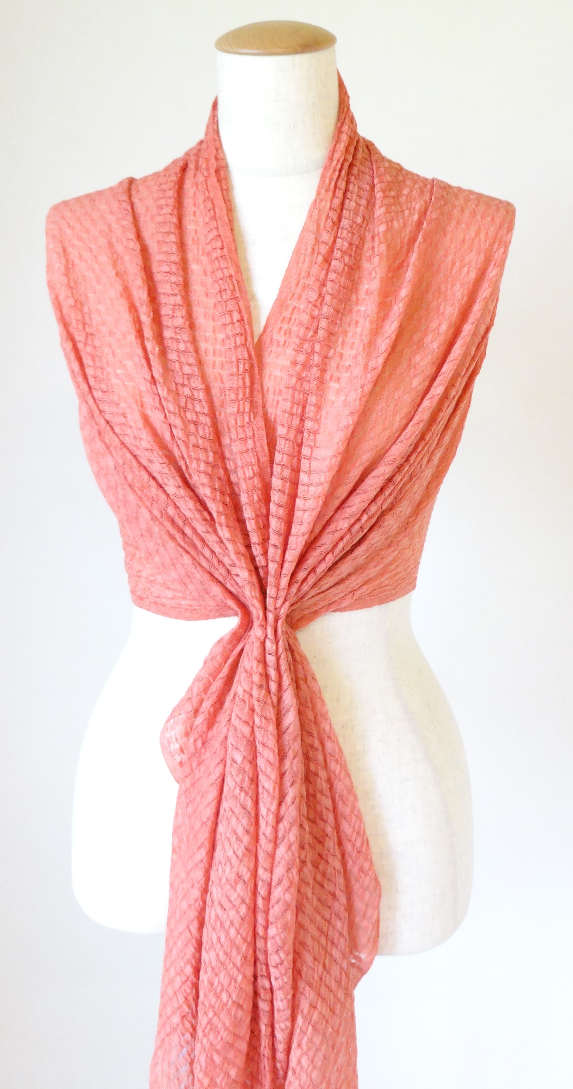 赤色のマフラー